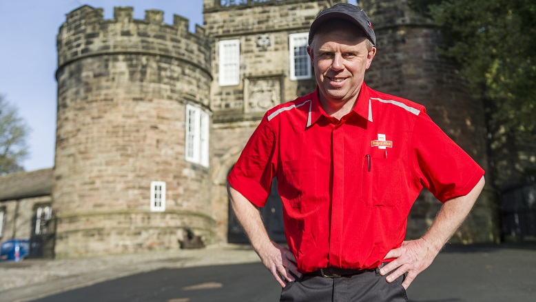 New Uniform For British Royal Mail Prettybusiness World