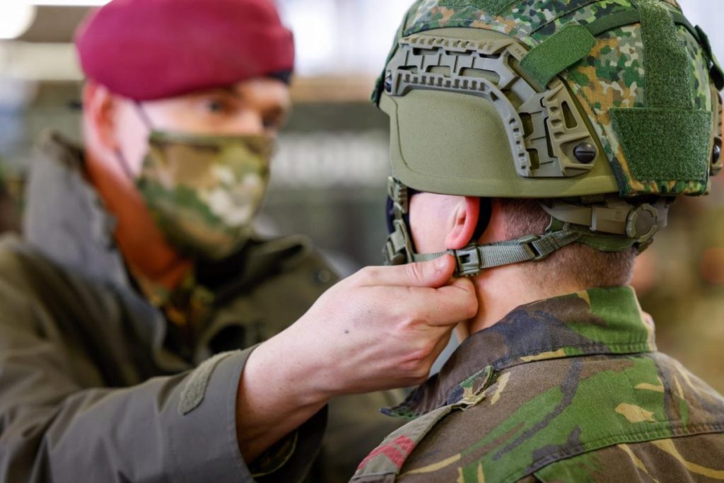 Dutch soldiers get new camouflage pattern